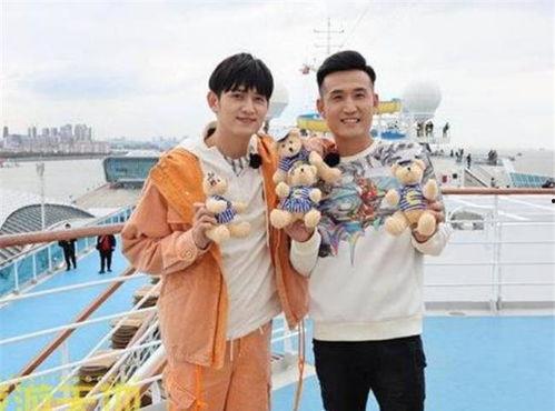 三石弟弟吃瓜娱乐圈文,娱乐圈幕后风云大揭秘